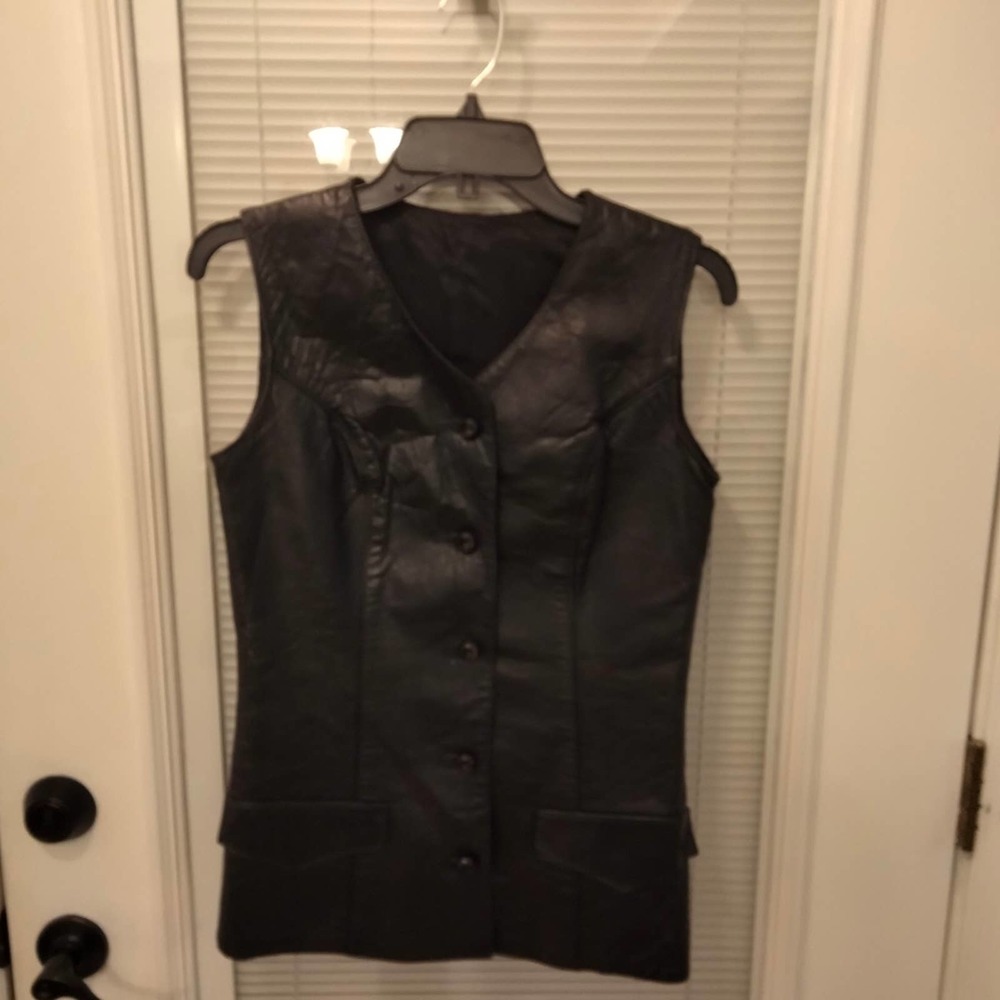 Vintage Irvin Sportswear Black Leather Vest by Lili women size small